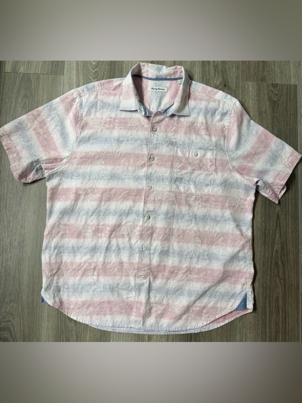 Tommy Bahama Pink & Light Blue Stripe ShortSleeve Button Up Shirt Floral Leaf XL
